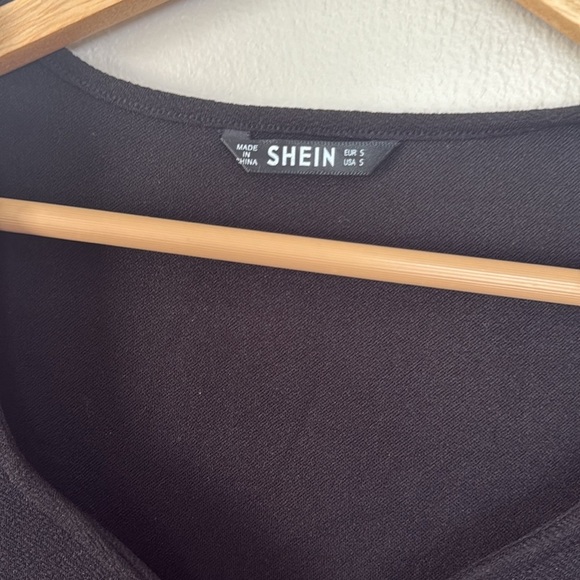 SHEIN Black Fitted Short Sleeve T-Shirt small - Picture 2 of 5